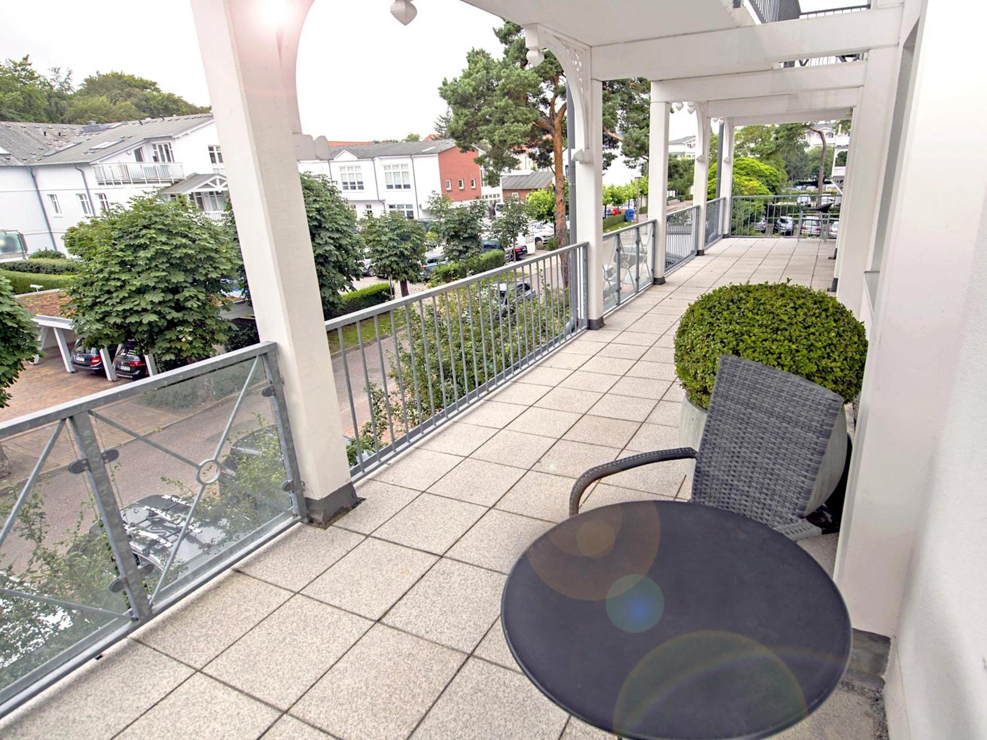 Villa Freia In Binz - Wg 11 Mit Meerblick Und Balkon Exterior photo