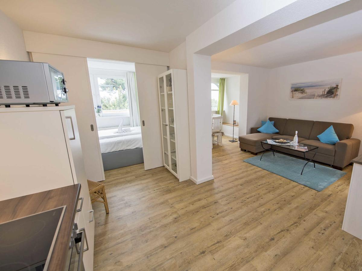 Villa Freia In Binz - Wg 11 Mit Meerblick Und Balkon Exterior photo